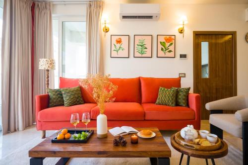 The Urban Bloom - Spacious 4BHK Near Metro and CyberHub