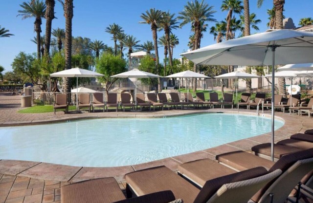 THE WESTIN MISSION HILLS RESORT VILLAS, PALM SPRINGS - 2BD - 8 SLEEPS
