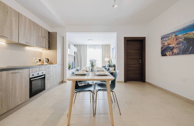 This apartment is a 3 bedroom(s), 1.5 bathrooms, located in Il-Mellieħa, null.