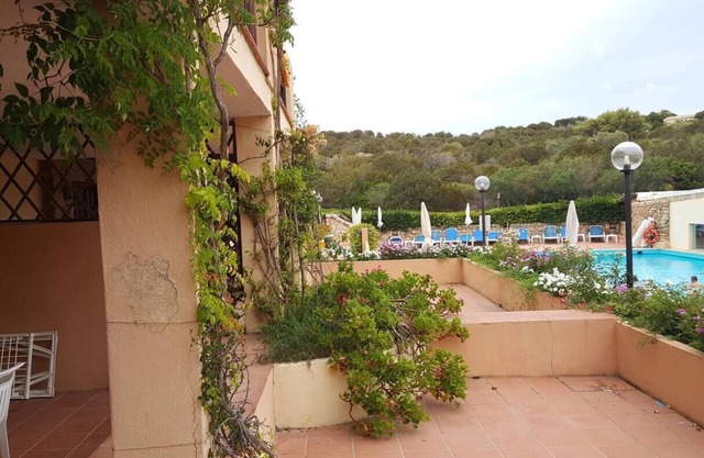 THREE-ROOM APARTMENT RESIDENCE WITH SWIMMING POOL IN EXCLUSIVE AREA AND NEAR THE SEA