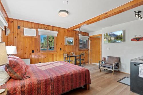 Timber Lodge #17