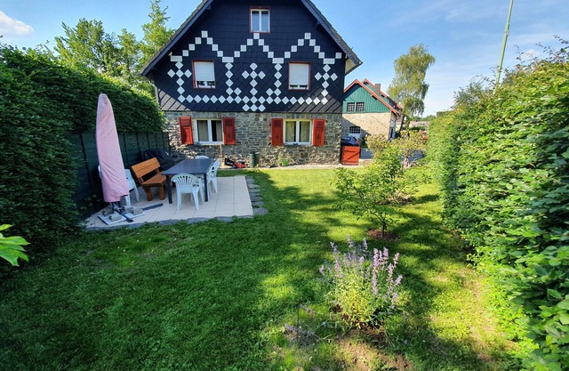 Time out from everyday life in the Eifel-Oase holiday home with wellness sauna and hot tub