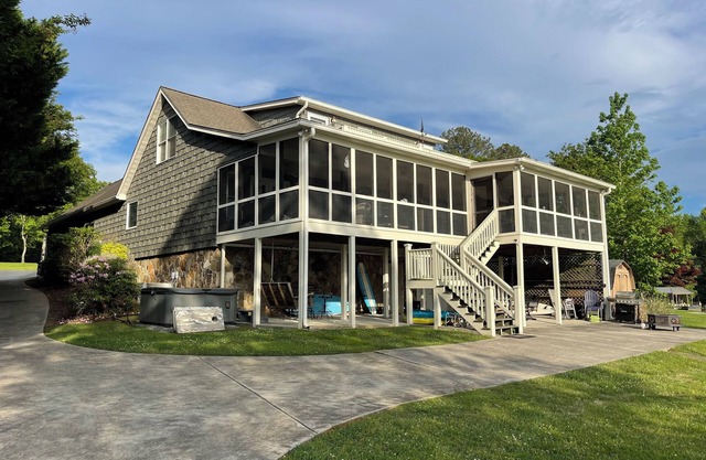 Casa del río TN con rampa para botes privados y muelle en Chickamauga Lake-Main Channel