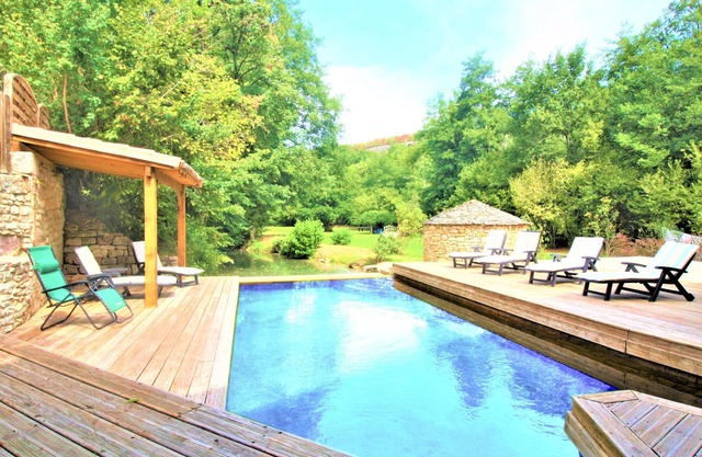 Exceptional. 10 5-star reviews. Cancellation July 14 nights: fall of 2700 €