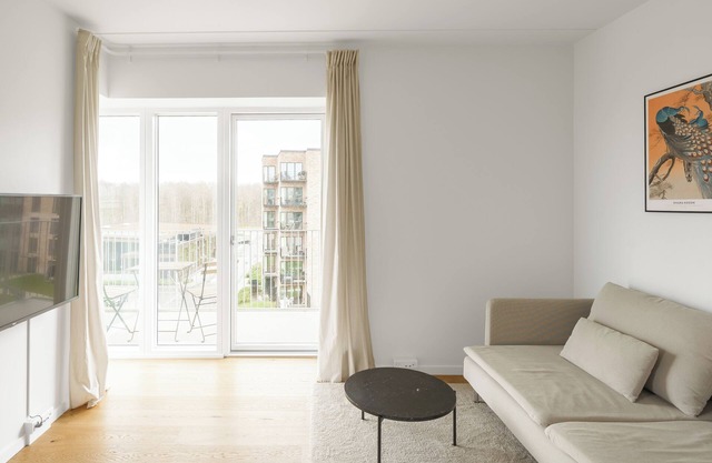 Top quality 1-bed w/ balcony - 328