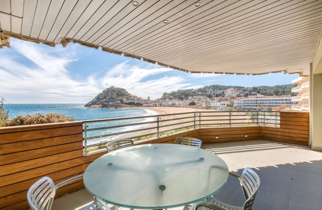 TOP LUXURY BEACH FRONT Tossa de Mar