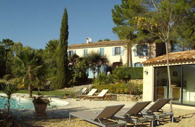 TOURRETTES, CASA DE ENCANTO, PISCINA, CASA 6 personas de 40 hectáreas