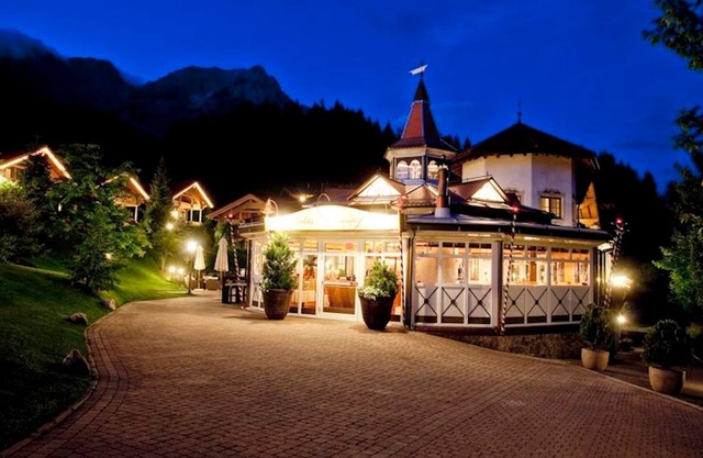 Suite de la torre con baño, ducha, inodoro - Chalet Hotel am Leitenhof