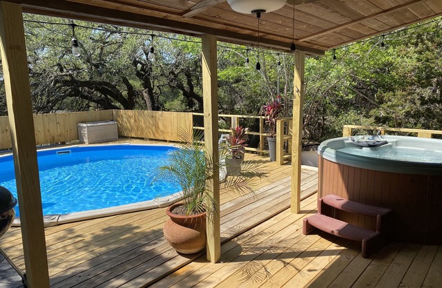Cabaña privada con encanto con piscina privada y bañera de hidromasaje