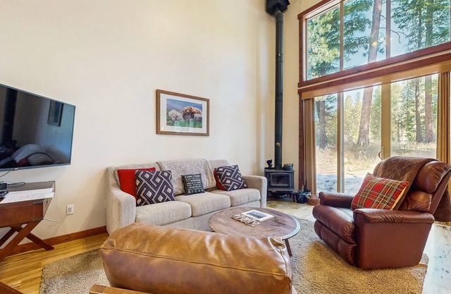 Casa familiar con vistas arboladas, ¡justo en el campo de golf!