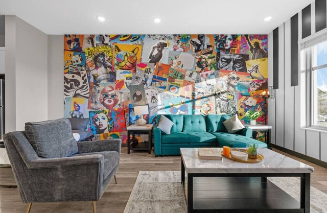 Trendy 1BR Apt - Close to Stadium & Local Vibes!
