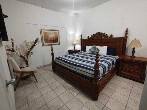 Tres Migueles, estudio Luupita, cerca de la marina, zona turistica y playa