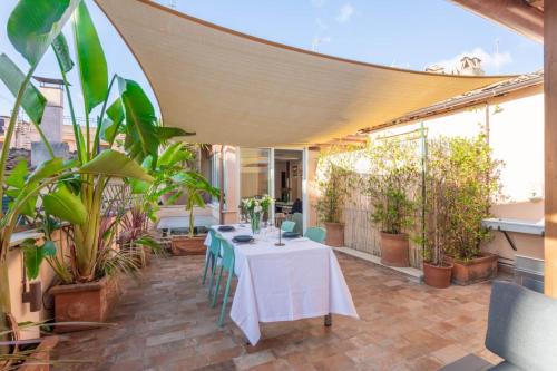 Trevi's Apartment