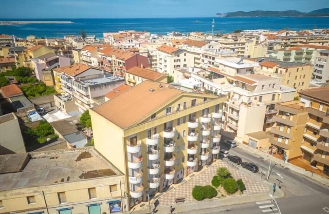 Trilo Gemelli 5 - Dos Habitaciones Piso, Capacidad 5