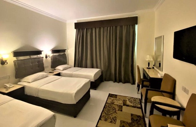 Triple Room With Swimming Pool With Swimming Pool