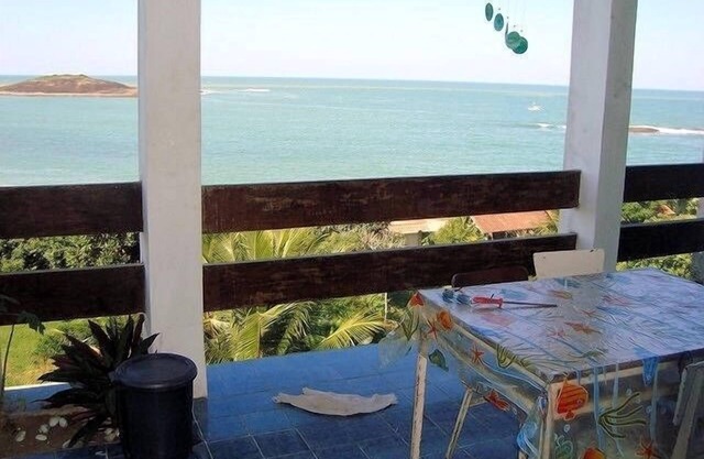 Triplex House con vista cinematográfica en Setiba - 2 suites