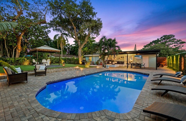 PARROT.life - 3BR Family home w/Htd Pool. 7min from Las Olas
