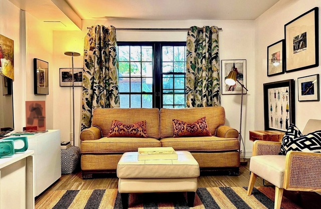 Darling nuevo apartamento ubicado en Towles Court