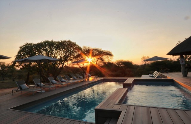 Tshukudu Game Lodge