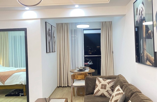 Tulia at Marina Bay: Stylish 1BD with Stunning Westlands Views