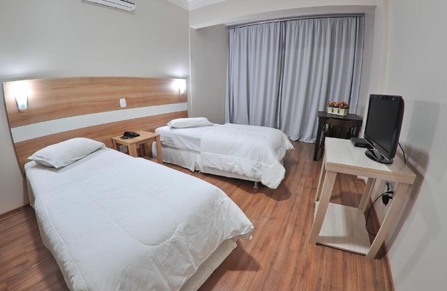 Turis Hotel