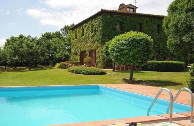 Estilo toscano Family Friendly Villa con piscina grande.
