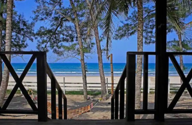 Tuxpan Beach - Casa Xanat - Oceanfront with Private Pool