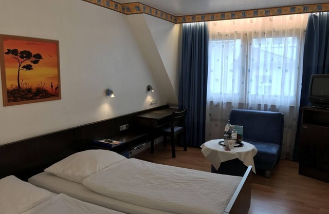 Habitación doble, ducha / WC, casa de huéspedes - Hotel Rheinlust
