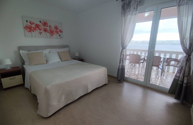 Apartamento de 2 dormitorios C2B con piscina