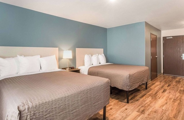 Two Comfortable Room w/ Large Refrigerator & Cooking Space for Families
