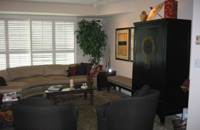 2 elegantes suites principales; Cerca del transporte; EZ Level Walk to Financial Distric