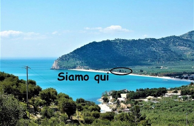 APARTAMENTO DE DOS HABITACIONES junto al mar muy agradable en Mattinata, Gargano