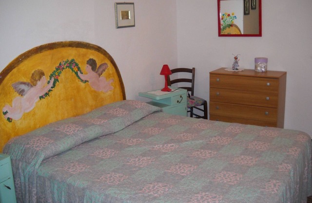 Apartamento de dos habitaciones en una granja cerca del mar.