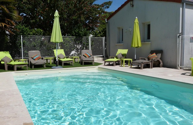 casa con piscina cerca de La Rochelle