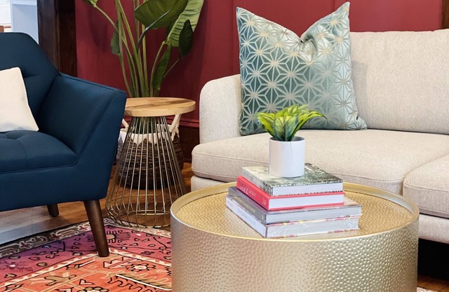 Ultimate Getaway in Heart of JC | Family Friendly | Close to Univ, Med, Downtown