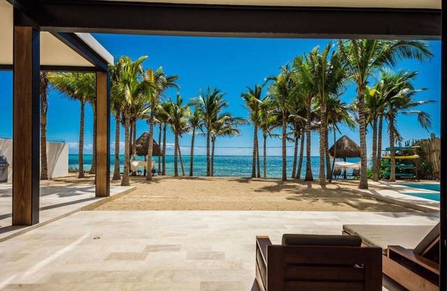 Ultimate Luxury in Soliman Bay - Royalty Treatment - Private Beach Area