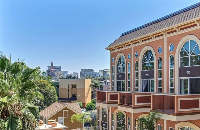 Condominio ejecutivo de lujo con loft!