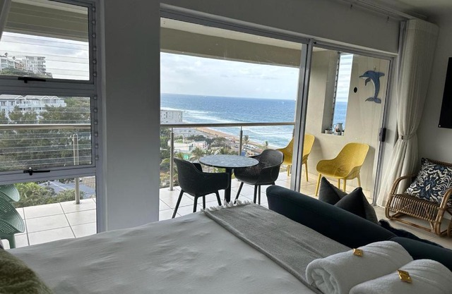 Umdloti Holiday Resort Apartment 514 - Amazing Breaker & Ocean Views