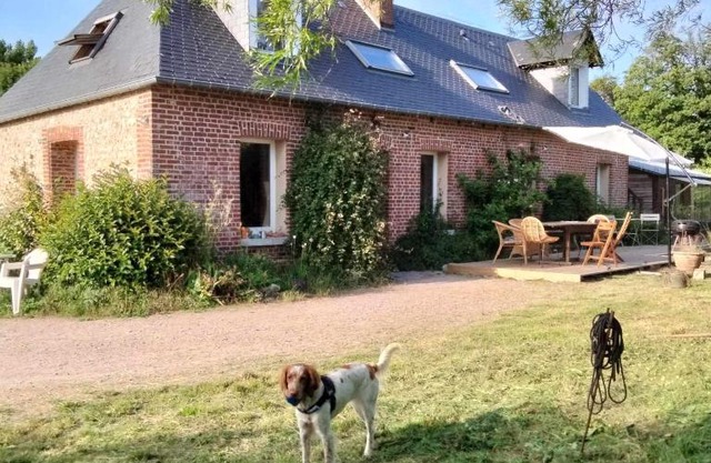 Une chambre dans la verdure