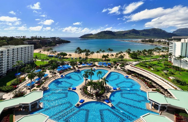 Unforgettable Getaway on Kaua'i's Hidden Gem! Garden View Room w/ Balcony! Pool!