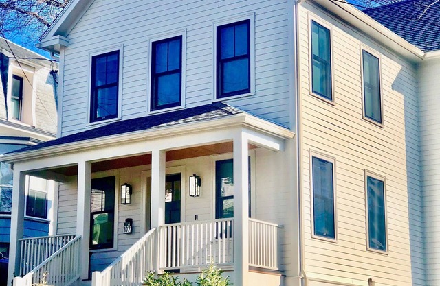 Union Square Beauty 2 bed/2 bath w/ Private Patio