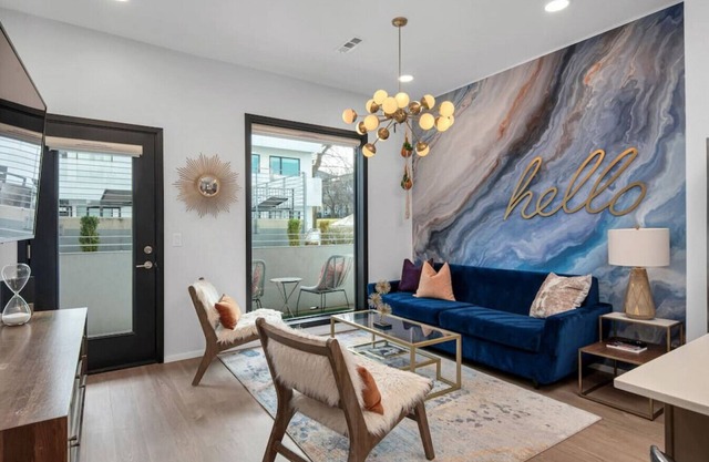 Unique Nashville Condo ★ POOL, PATIO, PARKING
