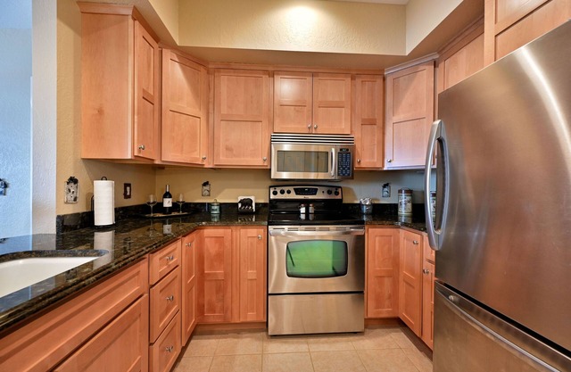 Unit 433a 1 Bd/ 1 Ba Condo 1 Bedroom Condo by RedAwning