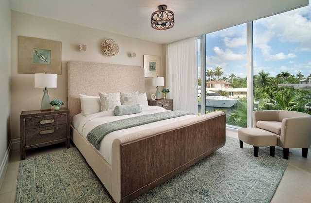 Unwind in a Stylish Coastal Room Perfectly Located Near the Marina