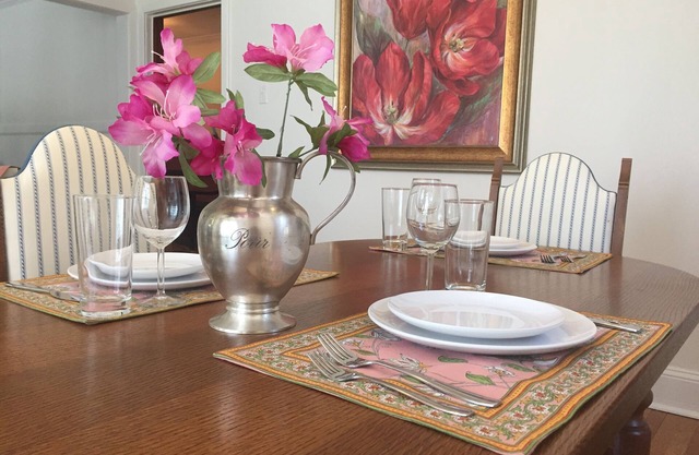 Casa histórica actualizada y elegantemente decorada cerca del centro