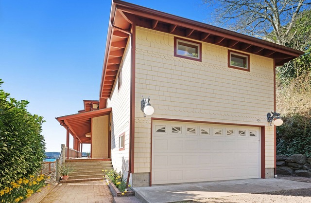 La mejor vista en la ciudad! Casa renovada con sauna - a pie de Bayfront - 1 perro ¡Está bien!