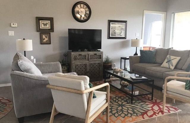 Hermosa villa de golf de 1 habitación con una guarida en el campo de golf