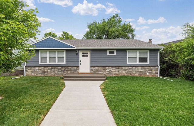 Upscale Inviting Property in Spearfish just 4 blocks from Main Street!