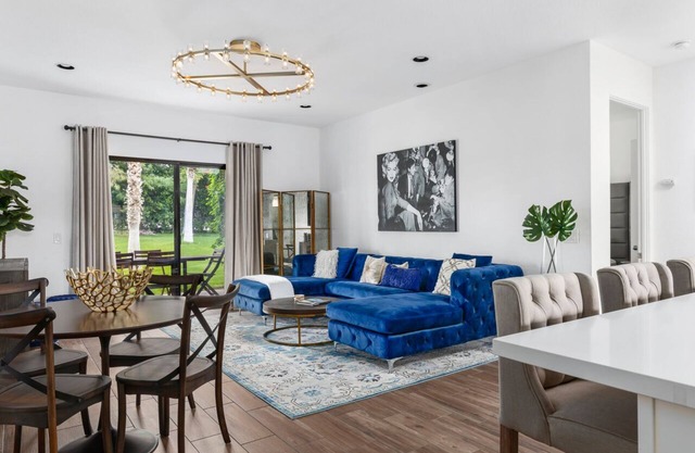 Exclusivo Palm Springs Condo / Desert Princess Resort