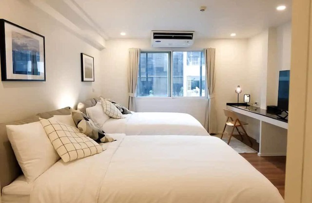 Upscale 3bed 3bath suite 1 min to BTS Prompong